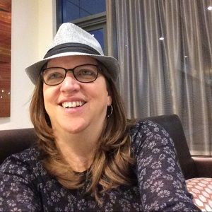 Meet your Posher, Dandanielle